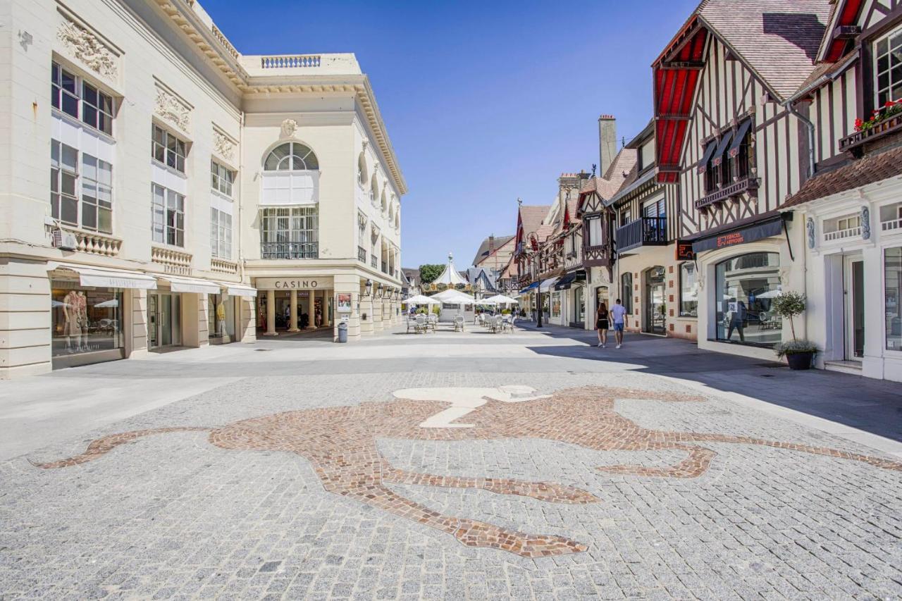 Castel Saint Clair - Trois Pieces - Deauville Centre Buitenkant foto